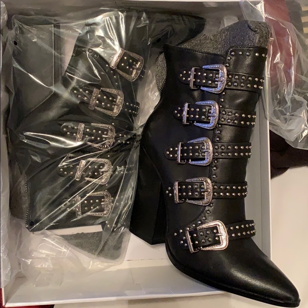 Steve Madden Black Leather Boots